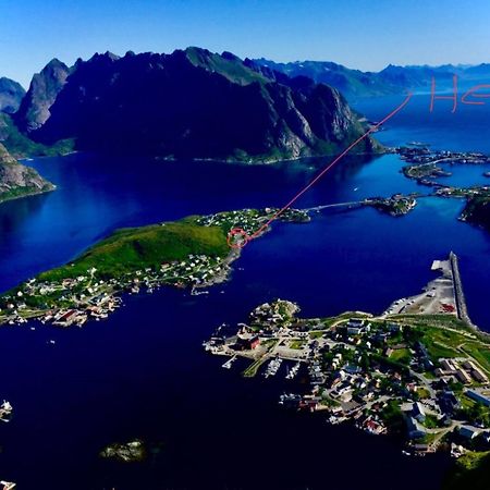 Utsiktsperle Pa Reine I Lofoten 외부 사진